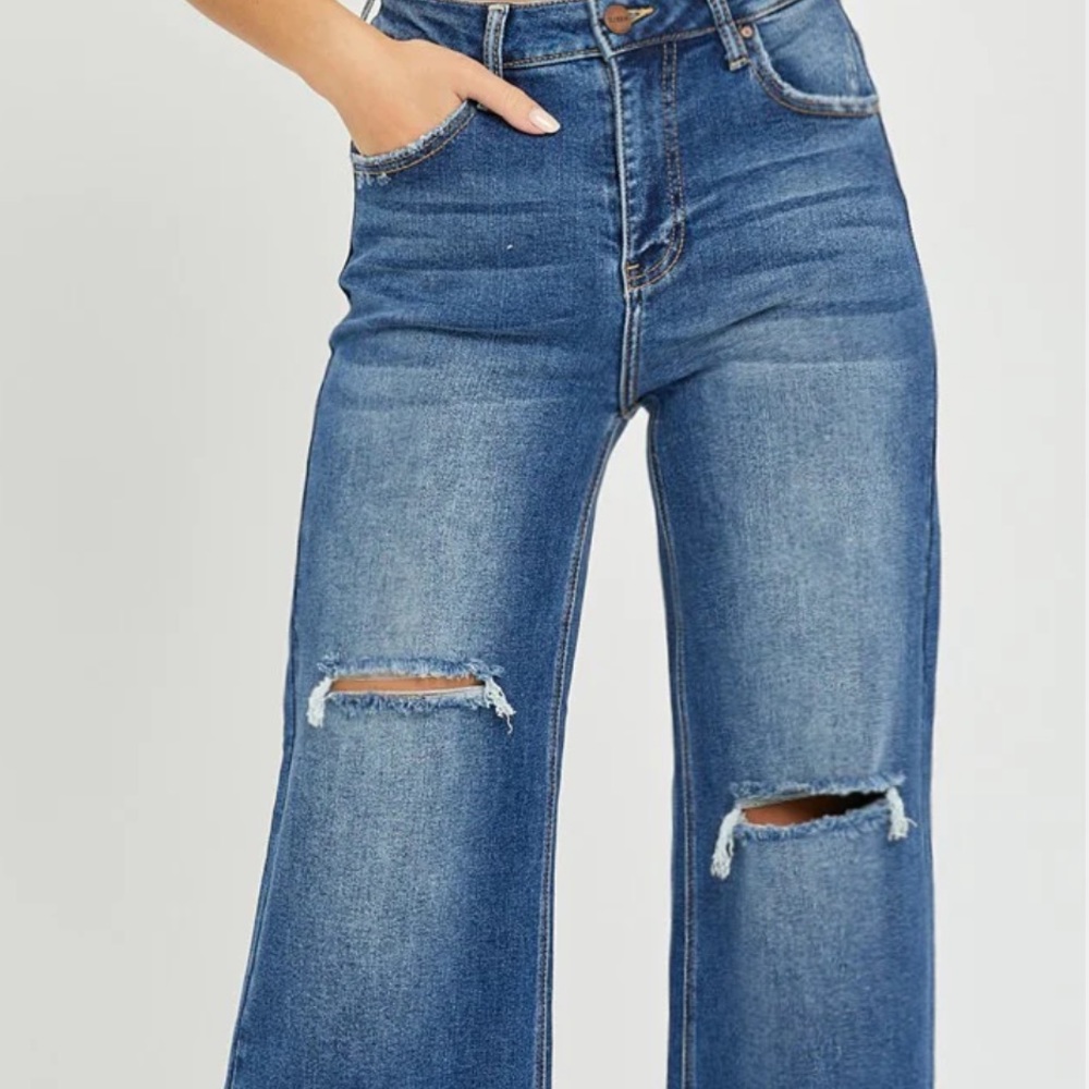 Risen high rise frayed ankle wide leg cropped distressed jeans - Picture 4 of 13